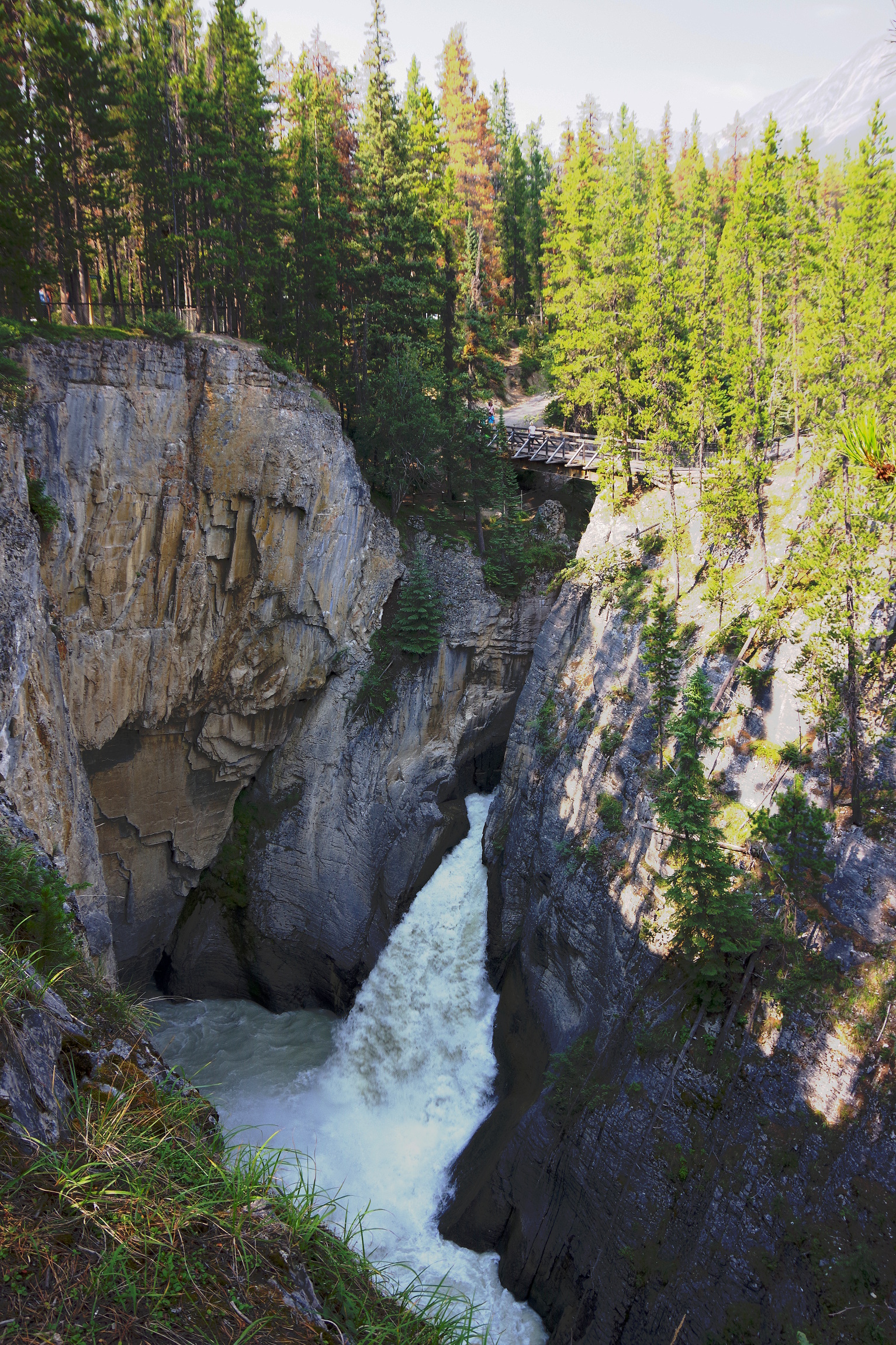 Sunwapta Falls Sunwapta Falls