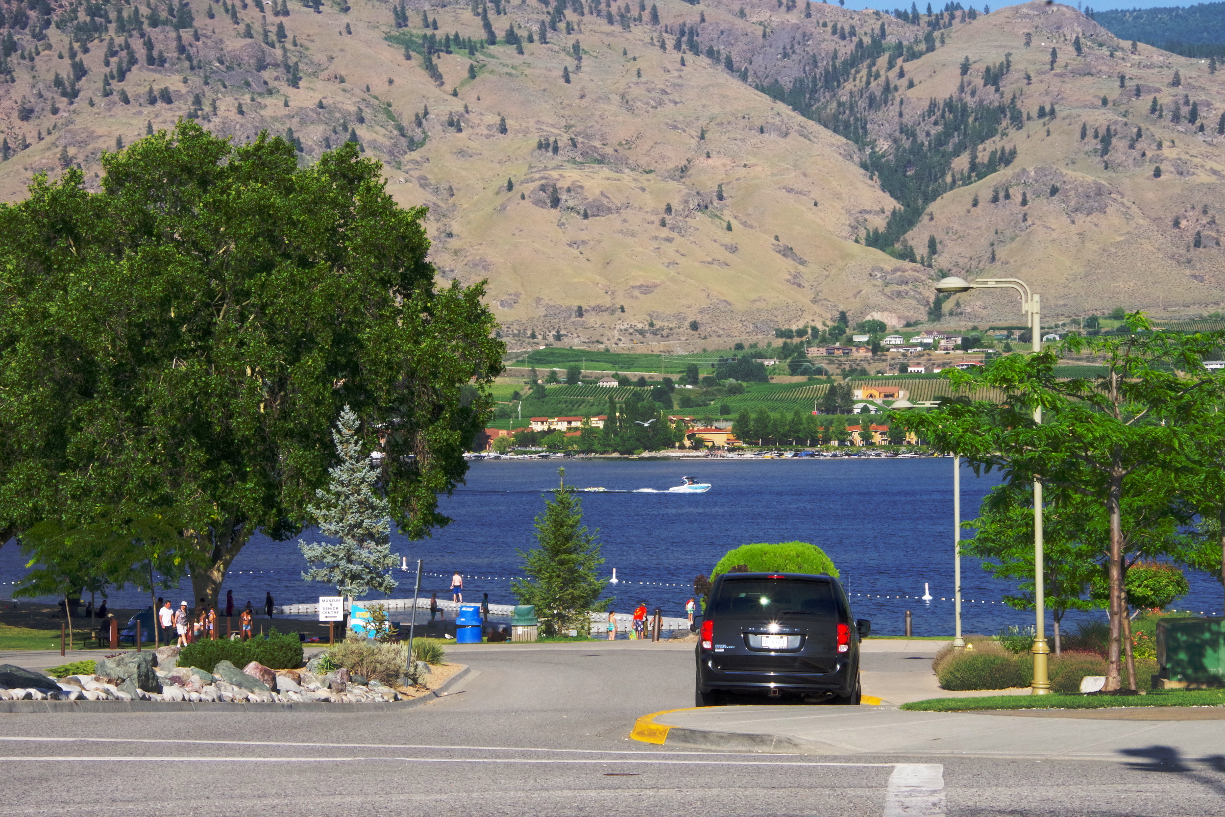 Am Osoyoos Lake