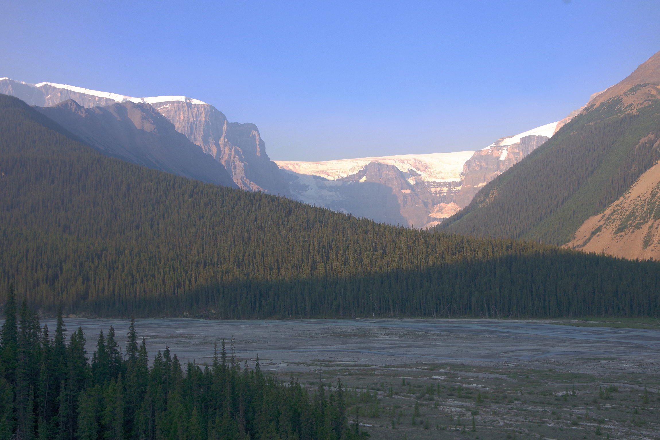 Icefields Parkway am Morgen