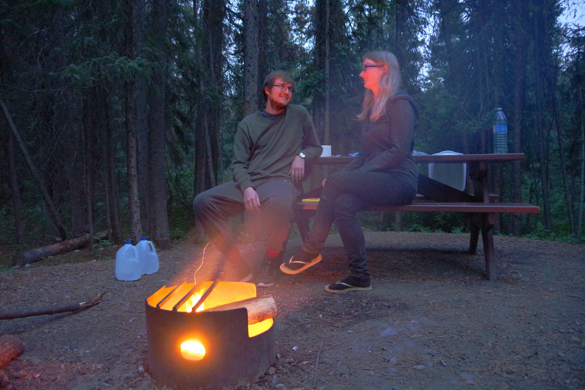 Am Lagerfeuer